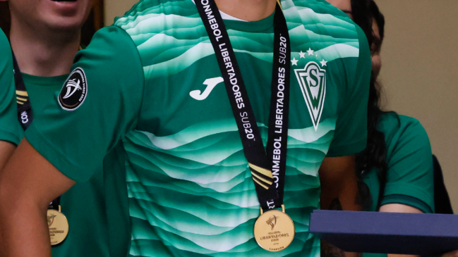 Santiago Wanderers rompió el silencio y negó acusación de cobro al equipo sub 20 por indumentaria