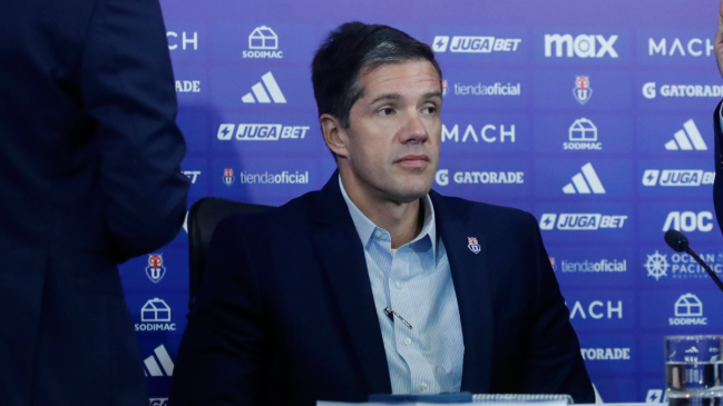 Candidato a rector de la U. de Chile: Clark fue inhabilitado por la CMF y parece que no ha pasado nada