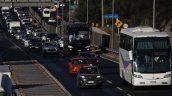 Semana Santa: Más de 450 mil vehículos saldrán de Santiago