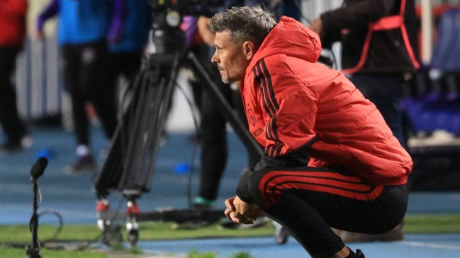 Fernando Ortiz admitió diálogo con Córdova por Yastin Cuevas y descartó a Ulloa ante Huachipato