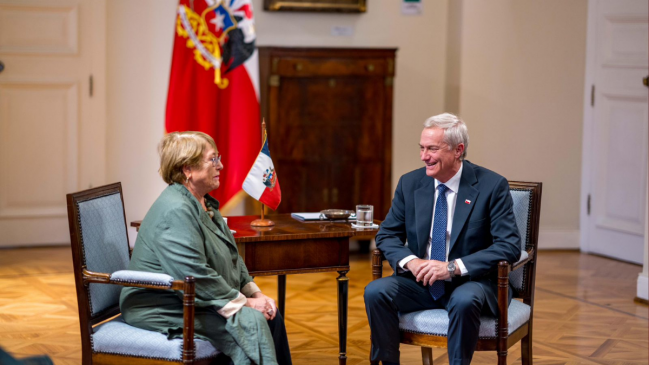 Presidente defendió retiro de apoyo a Bachelet y le pidió 
