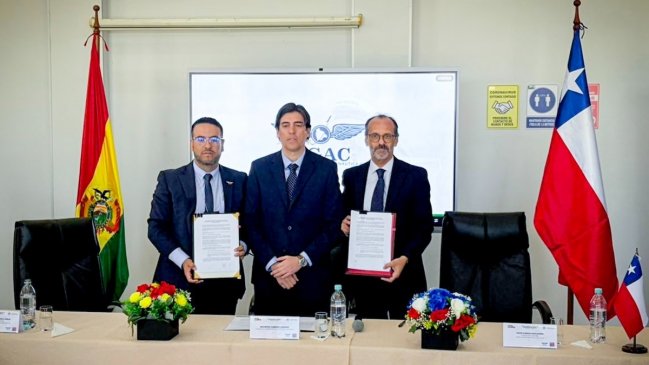 Chile y Bolivia firmaron acuerdo para ampliar rutas y frecuencias aéreas