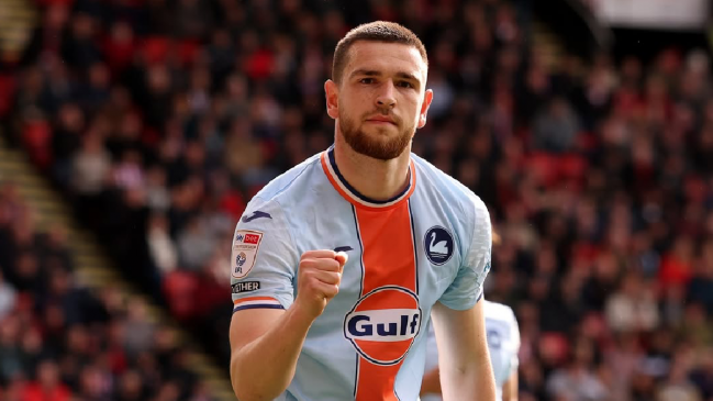 Lawrence Vigouroux fue titular en la igualdad de Swansea ante Sheffield United en la Championship