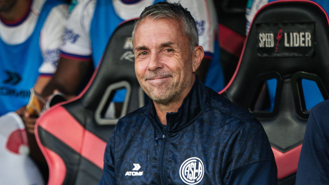 [VIDEO] ¿No puede olvidar a la U? El lapsus que tuvo Gustavo Alvarez tras triunfo de San Lorenzo