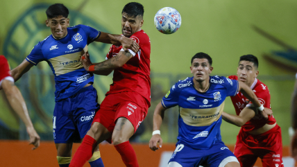   Ñublense extendió su registro invicto luego de firmar un empate ante Everton en el Sausalito 