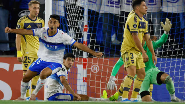 [VIDEO] Eterna revisión del VAR: Díaz ilusionó a la UC con el descuento ante Boca