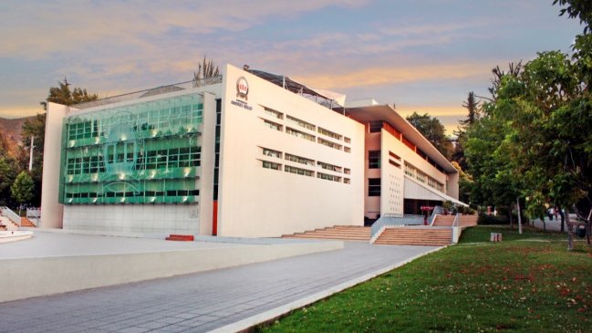 Formación para un mundo en constante cambio: la apuesta de Postgrados y Educación Continua UNAB
