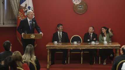 Vicepresidente PS: El Gobierno es sobreideologizado, no escucha y vive una dimensión paralela