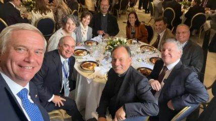 Contraloría ofició al Presidencia por almuerzo de Kast con excompañeros en La Moneda