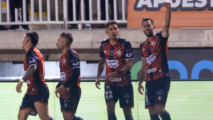   [VIDEO] Gonzalo Sosa anotó un golazo para abrir el marcador para Limache frente a U. de Conce 
