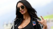 ¡Para la people!: Pamela Díaz animó evento en el Monumental por el aniversario de Colo Colo