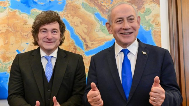 Desaprobación a la gestión de Milei sube al 60,6% en Argentina, según una encuesta