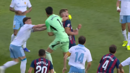 Combo directo a la cara: La furia de Esteban Andrada tras ser expulsado en Zaragoza