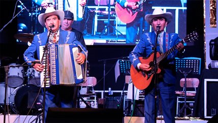   De luto la ranchera chilena: muere uno de Los Hermanos Bustos 