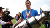 ¿Cuáles son los delitos por los que investigan a Michael Clark?