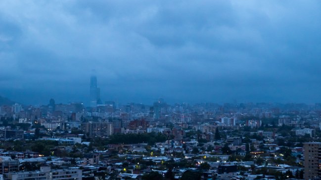 CGE activa plan de acción preventivo ante sistema frontal que afectará a la región Metropolitana