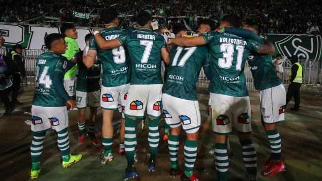 Santiago Wanderers aplastó a Cobreloa y dejó en llamas la parte alta del Ascenso