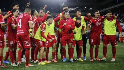   Ñublense privó el festejo de la UC con un empate agónico en el Claro Arena 