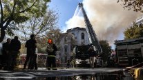 Incendio afecta a casona patrimonial en Barrio República