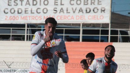   Con Steffan Pino como héroe: Cobresal tumbó a la U y cortó racha de ocho partidos sin ganar 