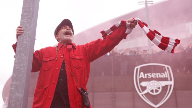 Arsenal enfrenta a Burnley con la idea de dar un paso al título de la Premier League