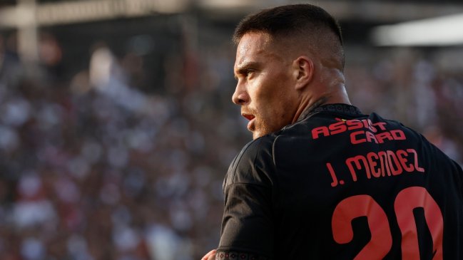 Javier Méndez arriesga el término anticipado de su contrato con Colo Colo