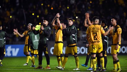 Coquimbo Unido pasó a octavos de la Libertadores tras empate de Nacional y Universitario