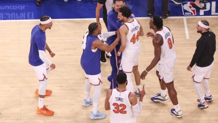   Los Knicks remontaron 22 puntos y tomaron la ventaja en la final del Este 