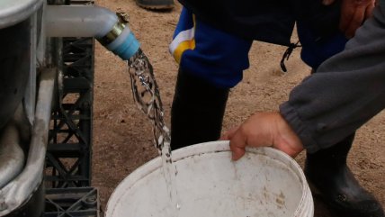Megacorte de agua afectará desde este viernes a ocho comunas de la Región Metropolitana
