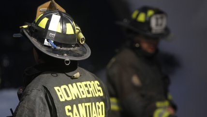 Las Condes: Incendio dejó a una mujer lesionada y sus dos mascotas fallecidas