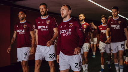   West Ham descendió a Championship pese a golear a Leeds United 