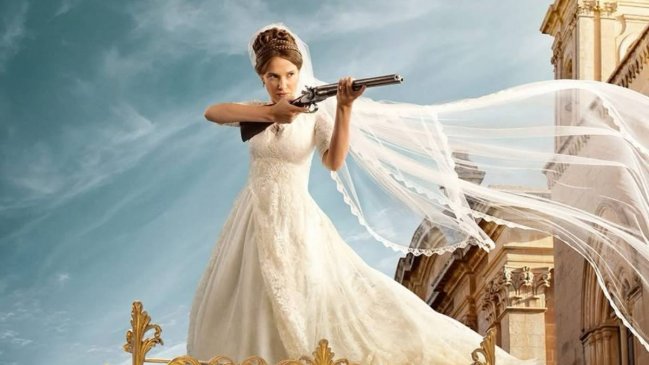 Suenan campanas de boda en el tráiler de 
