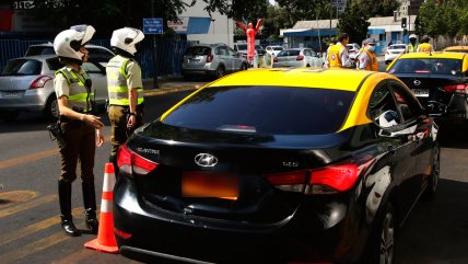 Carabineros abatió a taxista que evadió control en Recoleta