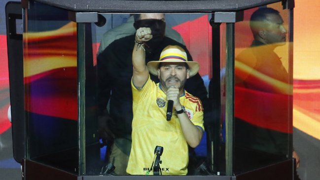 Esposa de candidato a presidencia de Colombia dice que si no gana se irán del país