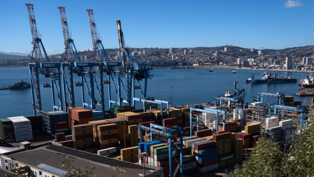 ¿Empleo a costa del turismo y del patrimonio? Valparaíso dividido ante la ampliación del puerto