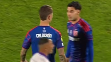   [VIDEO] Altamirano y Calderón protagonizaron tenso encontronazo en el duelo ante Concepción 