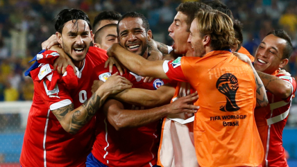   [VIDEO] FIFA recordó los históricos goles de Beausejour en los Mundiales de 2010 y 2014 