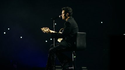   Colombiano Silvestre Dangond llenó el Movistar Arena 