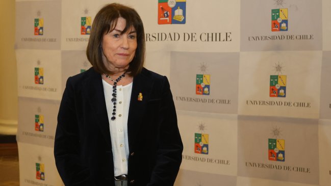 Alejandra Mizala y Azul Azul: La postura de la nueva rectora de la Universidad de Chile