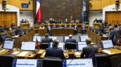 Ministro Arrau presentó su plan de seguridad ante el Senado