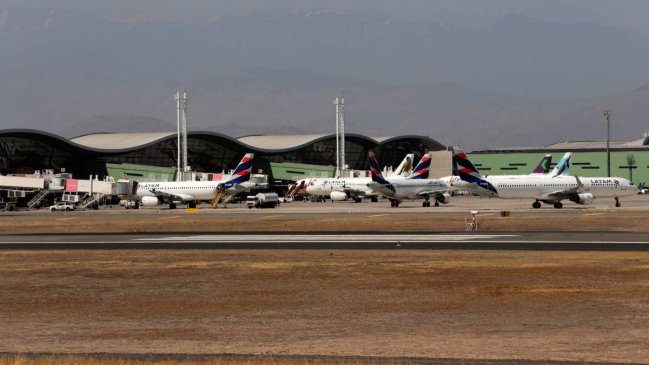 Hombre fue arrestado en el Aeropuerto de Santiago: Intentaba trasladar droga a Australia