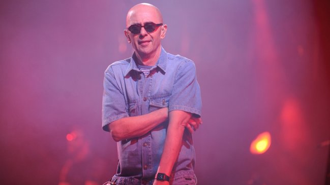 Muere Carlos 
