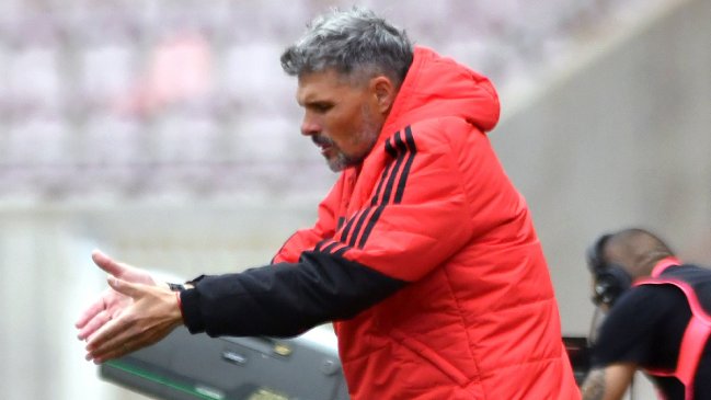 Ortiz abrió las puertas de Colo Colo para Carlos Palacios