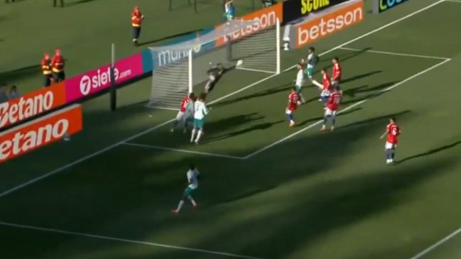 [VIDEO] Lawrence Vigouroux se lució con tapadón y evitó el gol de Ruben Dias para Portugal