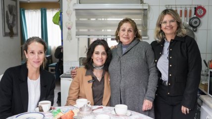   Ministra de Desarrollo Social visitó viviendas tuteladas para personas mayores en San Ramón 