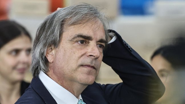 Senador Cruz-Coke criticó la improvisación en la acusación constitucional contra Grau