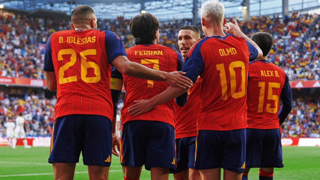 España enfrenta a Perú en México como último choque antes del Mundial