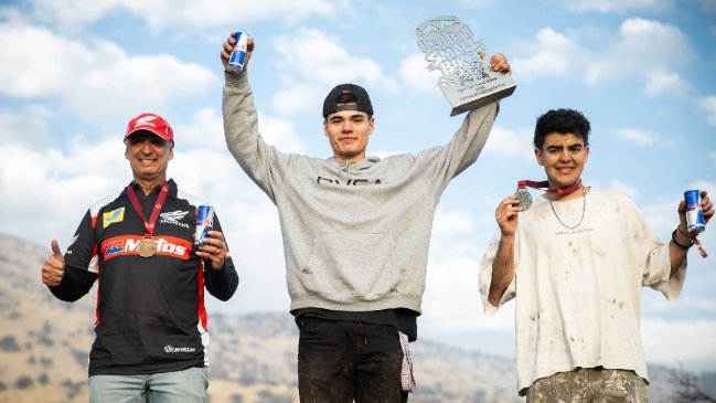 Competencia de mini motos y bicicletas debutó de forma exitosa en Chile