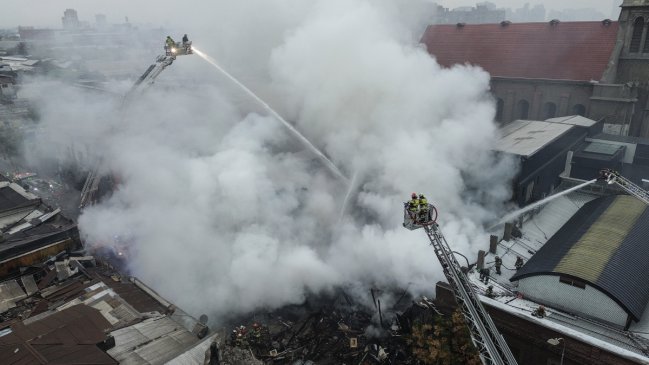 Hallaron cuerpo de ciudadano argentino a días de incendio en casona del Barrio Yungay