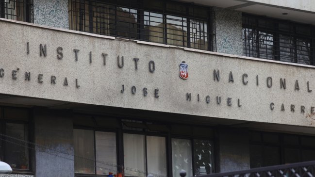 Suspenden clases en el Instituto Nacional tras amenazas contra equipo directivo